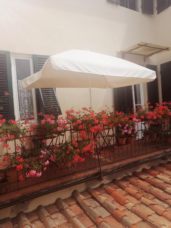 Bed And Breakfast Evelina Lucca Exterior photo